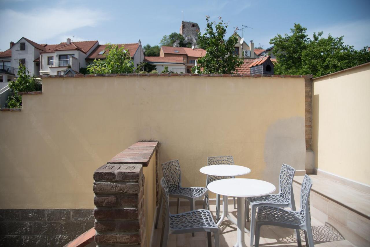 Apartman Veritas Микулов Экстерьер фото